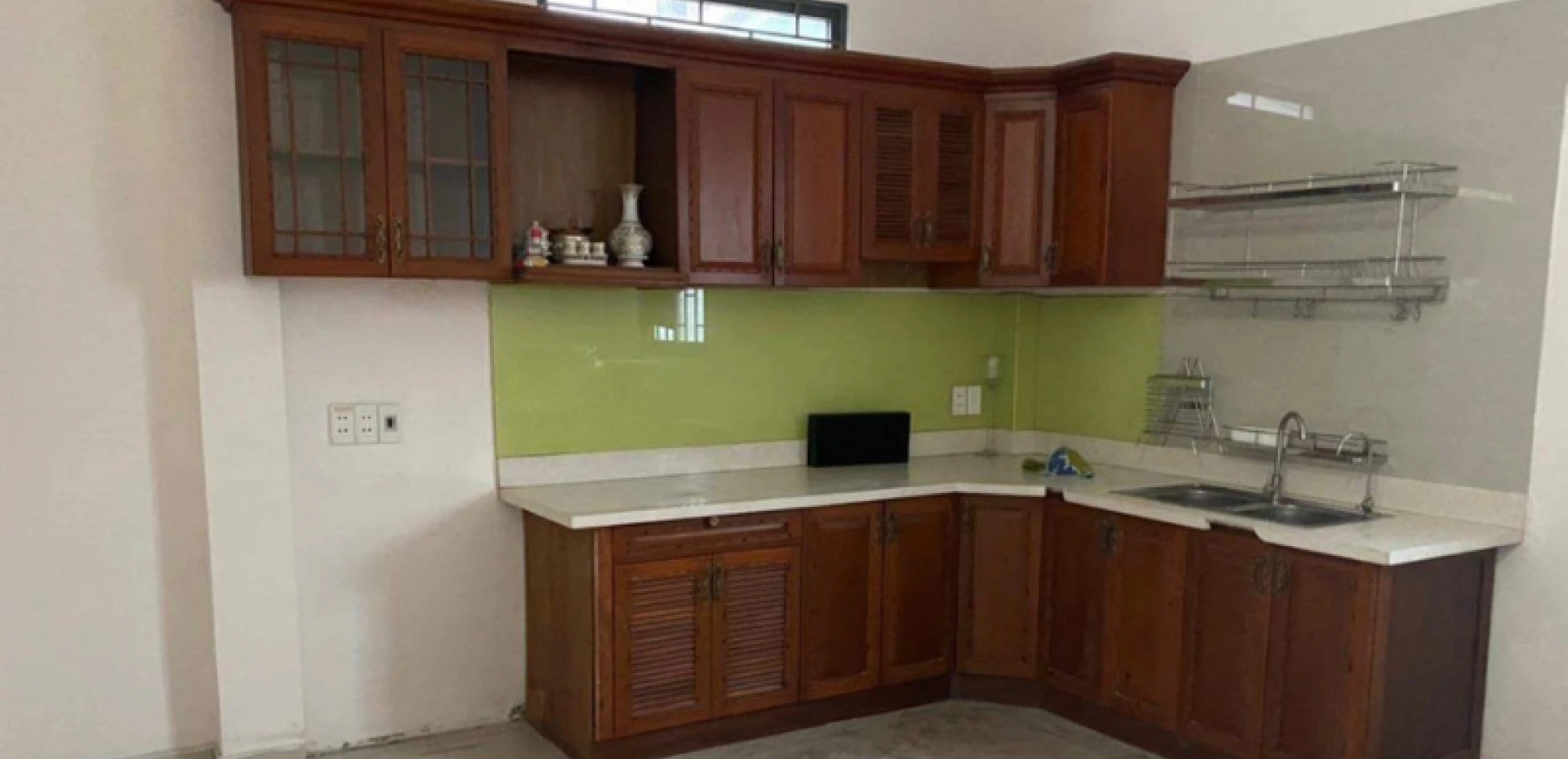 Nhà phố 2 tầng đường Nguyễn Văn Linh