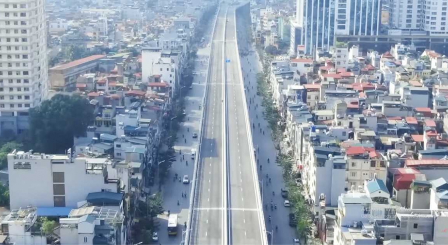 Lãi suất trung hạn cao, doanh nghiệp dồn tiền cho lĩnh vực khác thay vì bất động sản