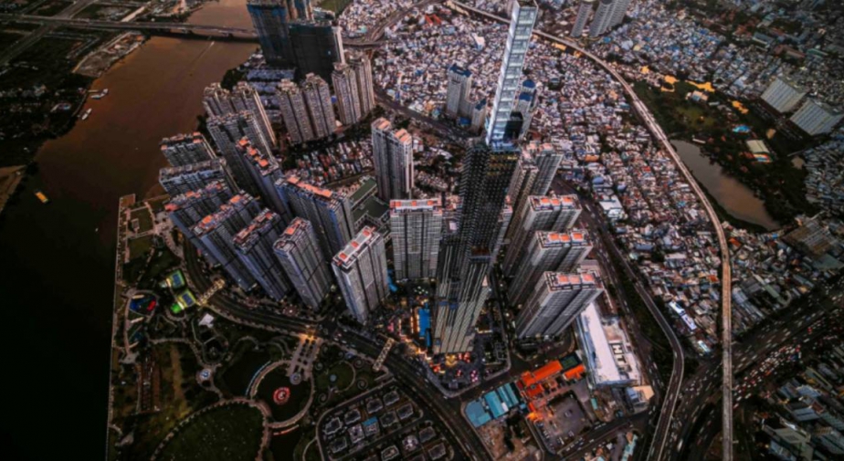 Nhìn ra Thế Giới: Xác định thuế suất và quản lý thuế bất động sản.