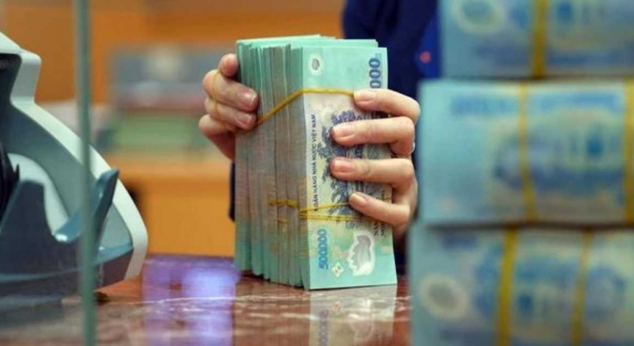 NHNN giao thêm 'room' tín dụng gần 358.000 tỷ, ngân hàng nào được ưu tiên?