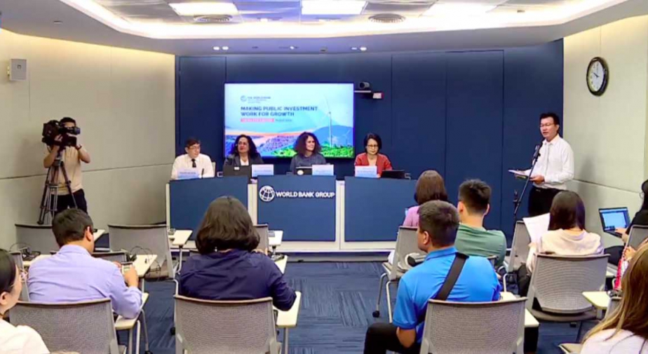 World Bank dự báo năm 2023, nợ công Việt Nam ở mức 36% GDP